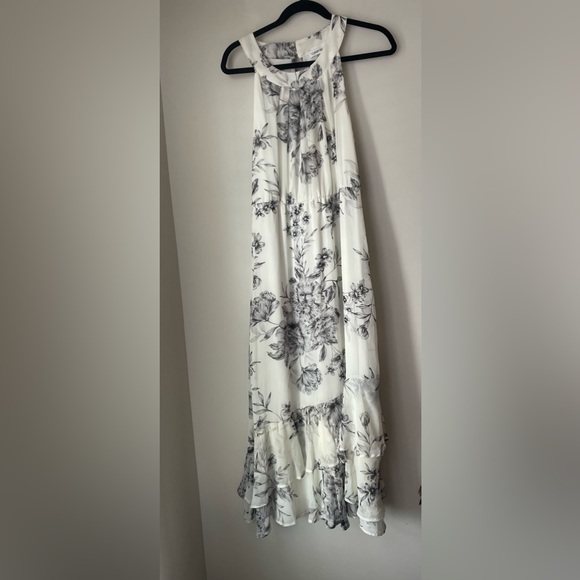 Calvin Klein Dresses & Skirts - Calvin Klein White Black Floral Motif Sleeveless Ruffle Dress Size 12
